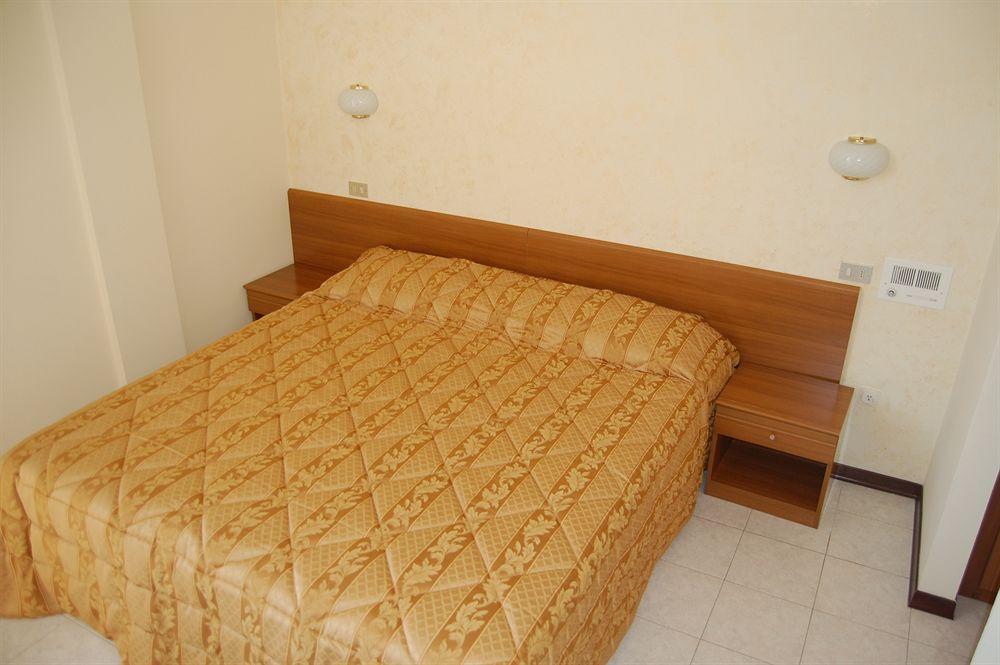 Hotel Marco Polo Self Check-In Bologna Luaran gambar