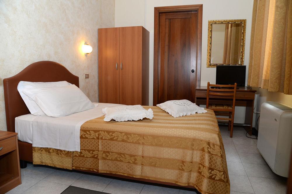 Hotel Marco Polo Self Check-In Bologna Luaran gambar