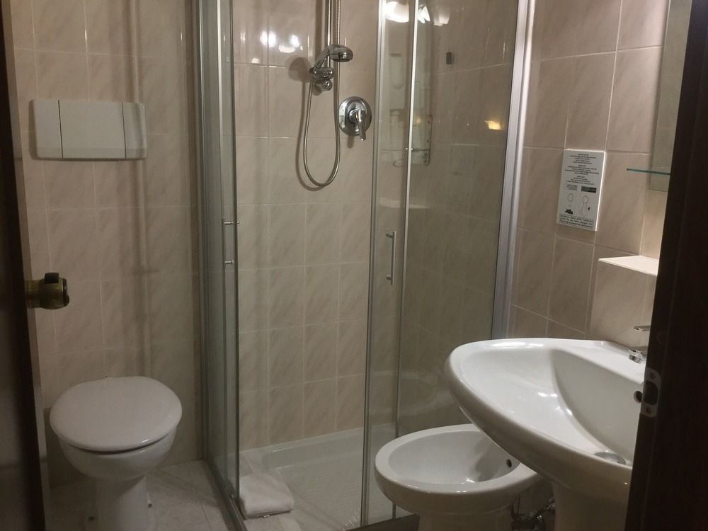 Hotel Marco Polo Self Check-In Bologna Luaran gambar