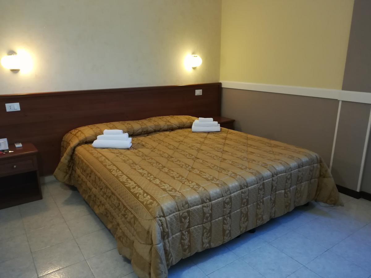 Hotel Marco Polo Self Check-In Bologna Luaran gambar
