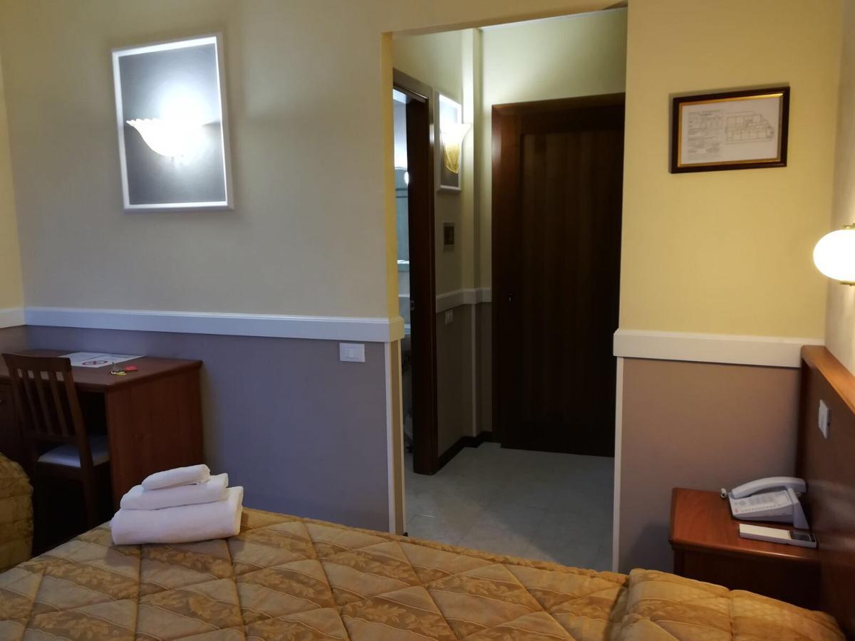 Hotel Marco Polo Self Check-In Bologna Luaran gambar