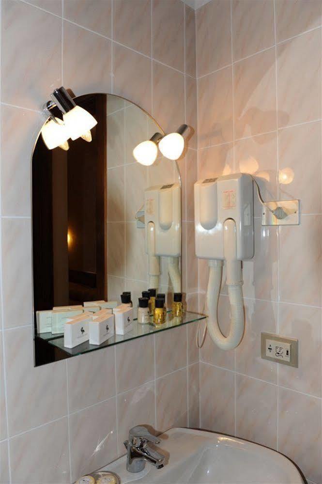 Hotel Marco Polo Self Check-In Bologna Luaran gambar
