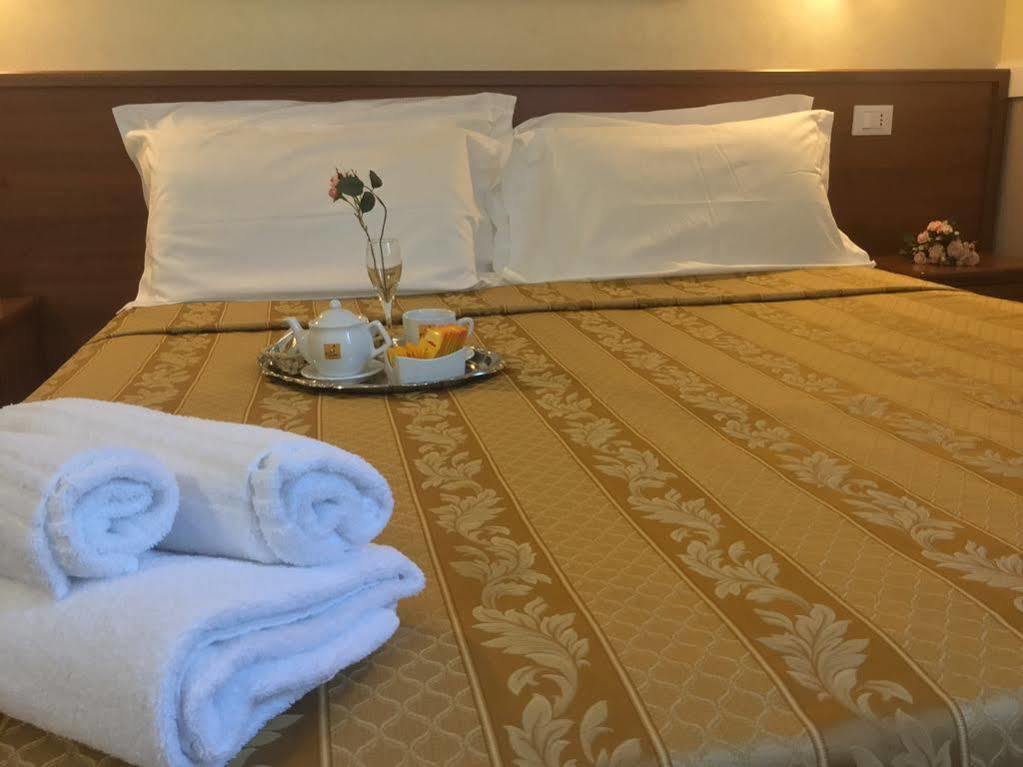 Hotel Marco Polo Self Check-In Bologna Luaran gambar