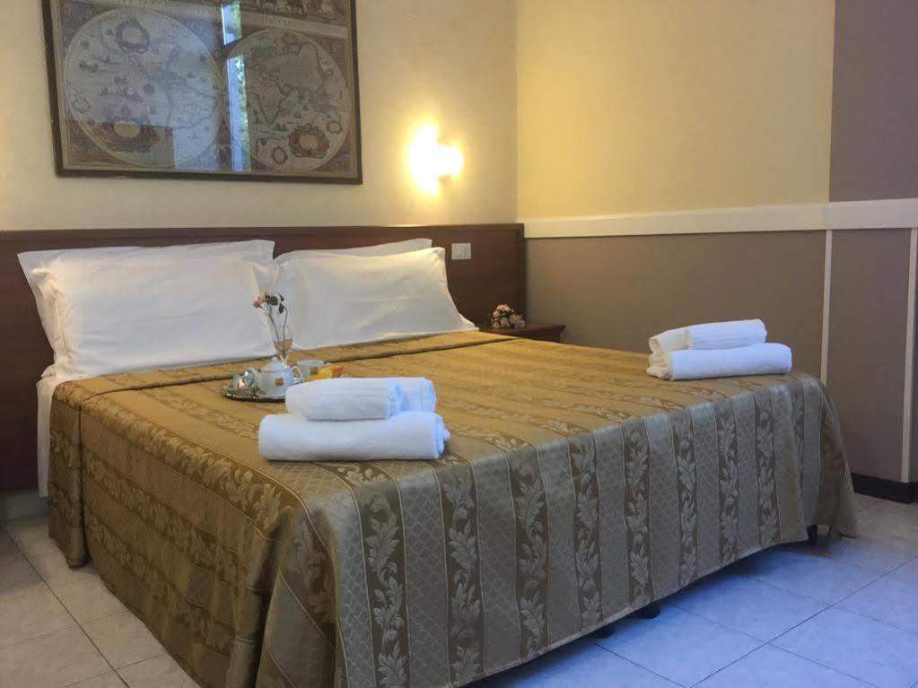 Hotel Marco Polo Self Check-In Bologna Luaran gambar