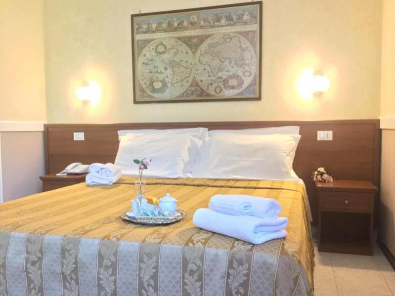 Hotel Marco Polo Self Check-In Bologna Luaran gambar
